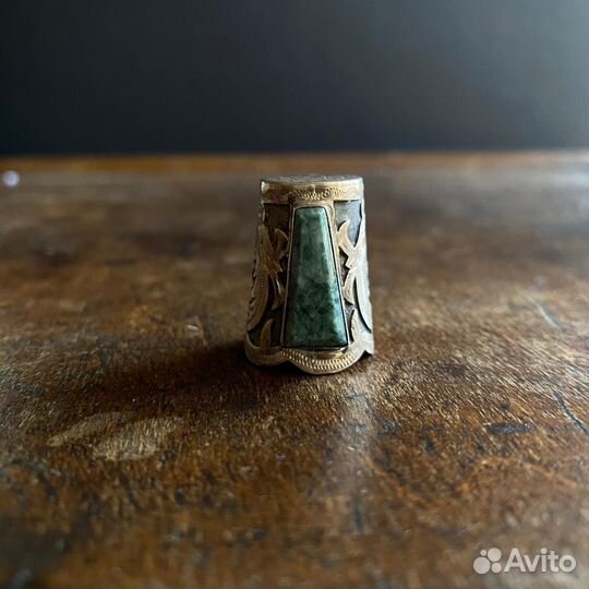 Антикварный коллекц-й наперсток. Серебро, малахит