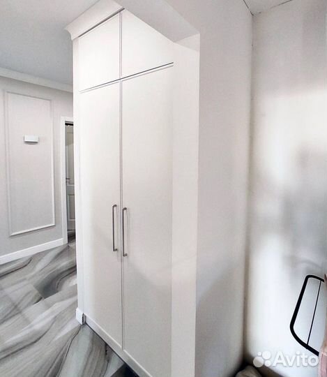 Шкаф распашной Матовый