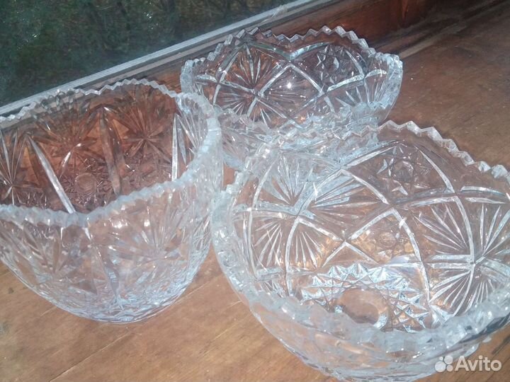 Хрусталь разный, вазы, пепельницы, кувшины керамик