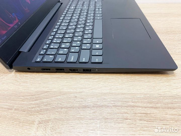 Быстрый Lenovo 15.6 / 4 ядра / 500 GB SSD / 8GB DD