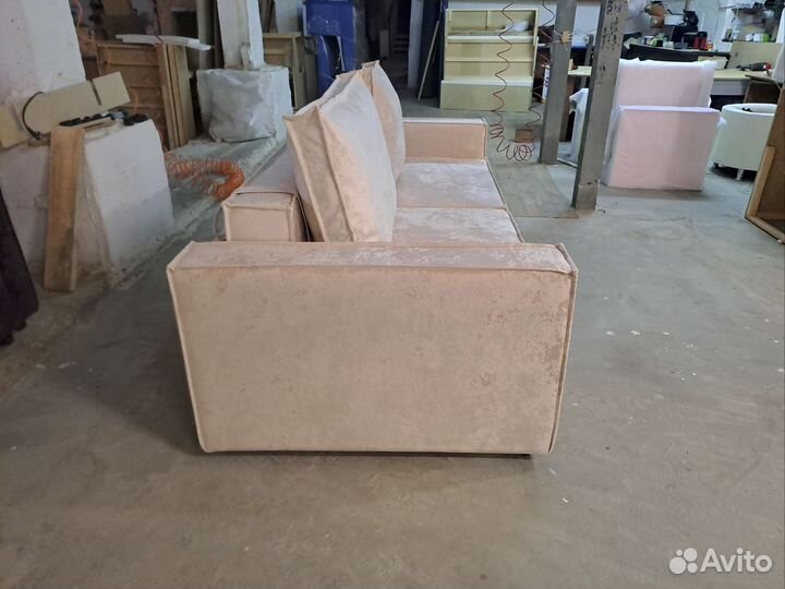 Диван в стиле лофт