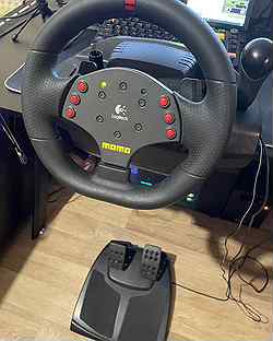 Руль Logitech Momo Racing