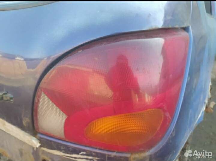 Фонари задние Форд Фиеста
