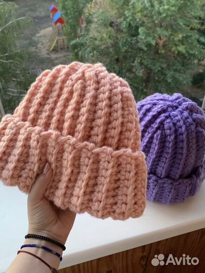 Шапки вязаные