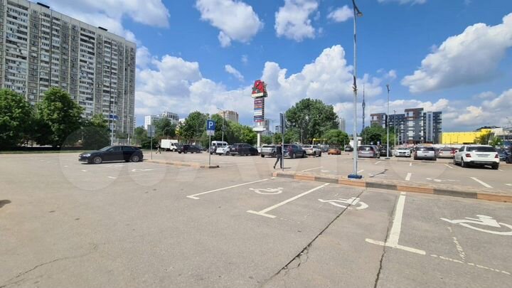 Торговая площадь ТЦ капитолий 90 м2