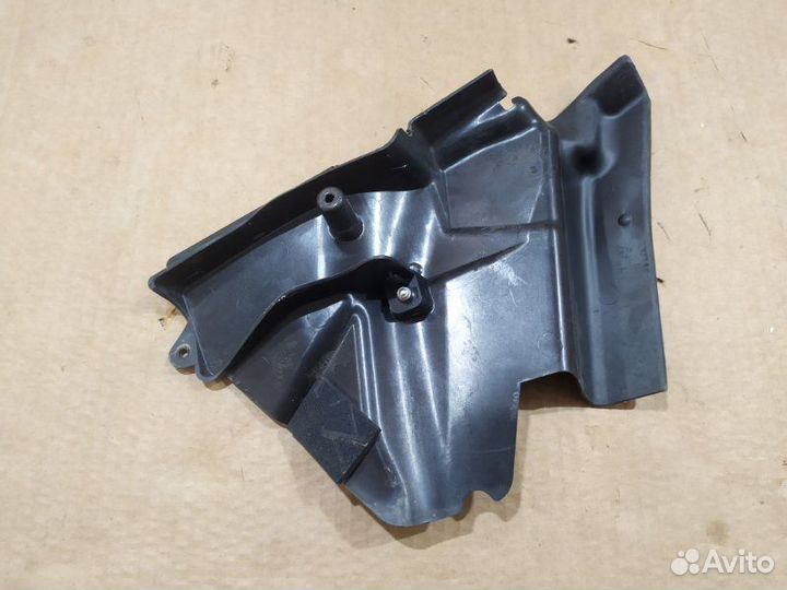 Кожух задний правый Mercedes Glk Х204 OM651DE22LA