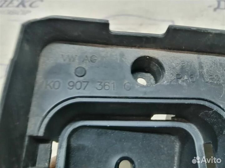 Кронштейн (сопут. товар) VW Golf VI 2009-2012