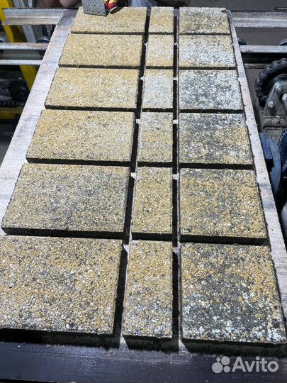 Тротуарная плитка Брусчатка В наличии. Завод