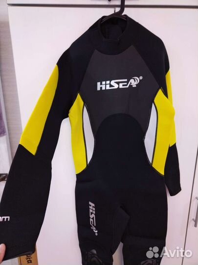 Гидрокостюм