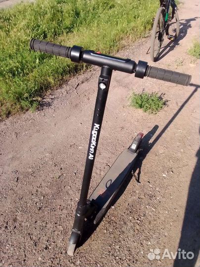 Самокат взрослый электрический бу