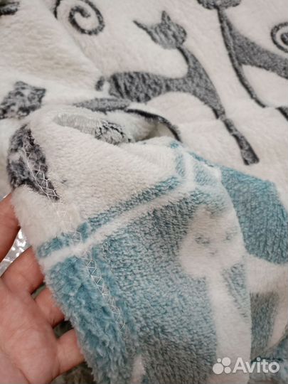 Большой плюшевый плед с кошками