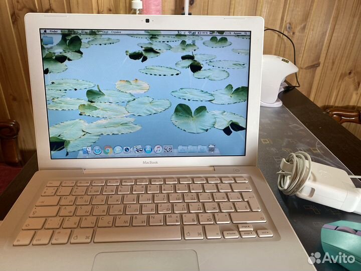 Ноутбук apple MacBook