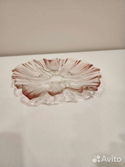 Стеклянная конфетница и блюдо Германия