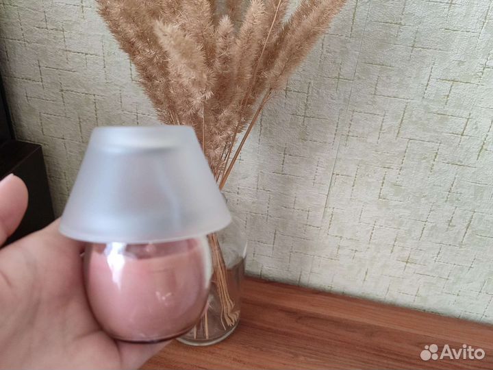 Миниатюра Свеча в подсвечнике