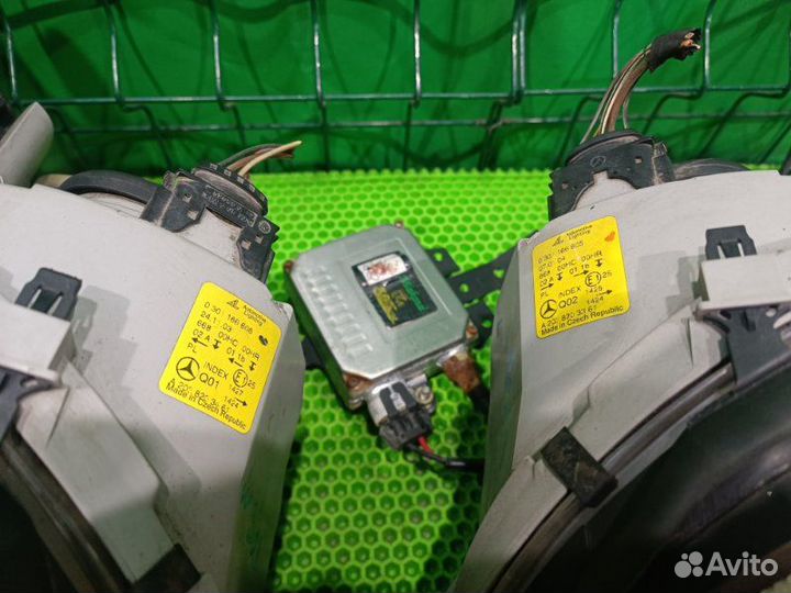 Фара левая+фара правая Mercedes-Benz C W203