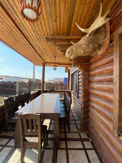 Дом 180 м² на участке 5 сот.