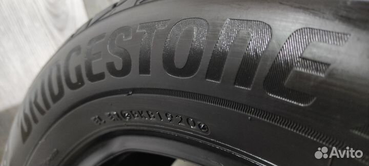 Bridgestone Playz PX-RV II 215/60 R17
