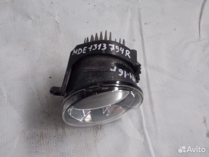 Фара противотуманная левая Lexus RX-350