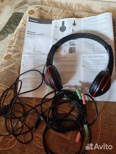 Наушники проводные полноразмерные с микрофоном
