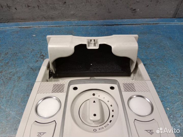 Плафон салона Audi A6 C6