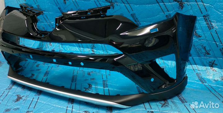 Передний бампер с губой Рав4 под парктроник 15-19
