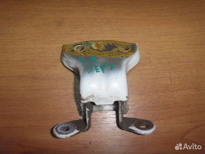 Петля двери 96547673 Chevrolet Lacetti (J200)