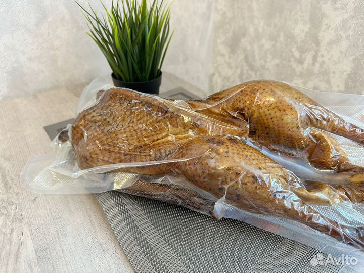 Гусь копченый ароматный