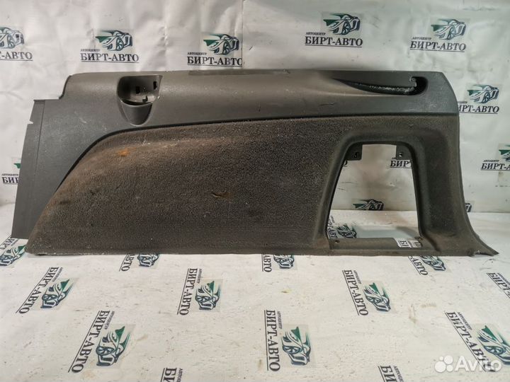 Обшивка багажника правая Audi Q7 4L (2005—2009)