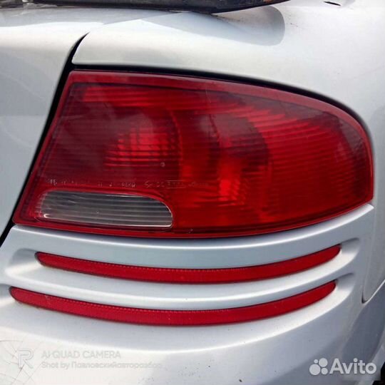 Фонарь Dodge Stratus