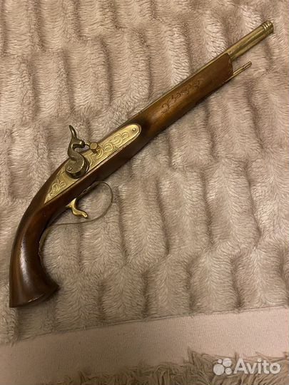 Ковровый вариант театрального пистолета 1760 года