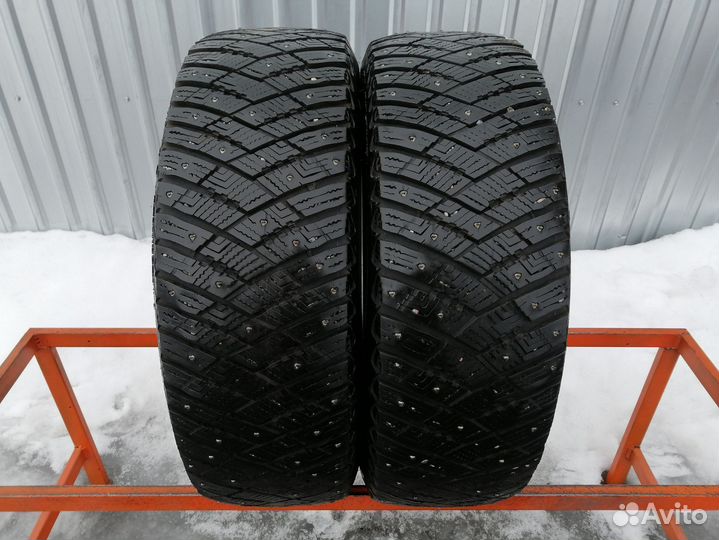 Goodyear Ultragrip Ice Arctic 215/60 R17 89H
