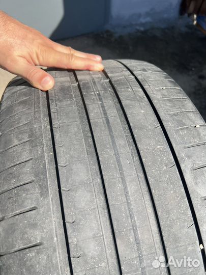 Pirelli P Zero 275/35 R20 102Y