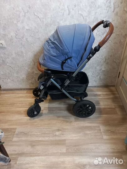 Прогулочная коляска capella