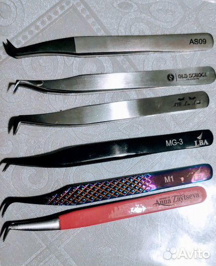 Пинцет для наращивания ресниц