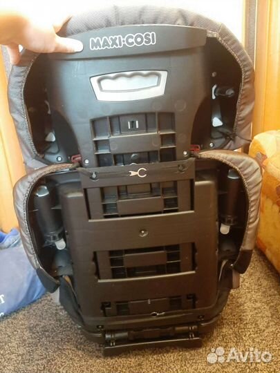 Детское автокресло maxi cosi