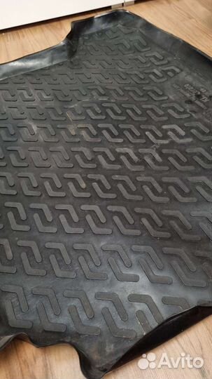 Коврик в багажник