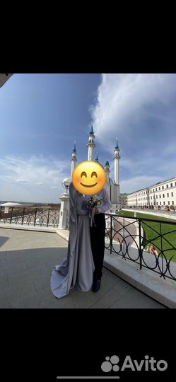 Платье на никах