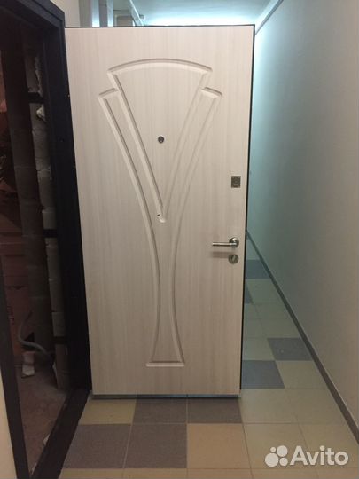 Входные двери с панелями мдф