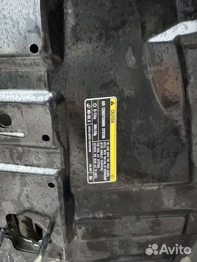 Капот Toyota Rav4 XA 40