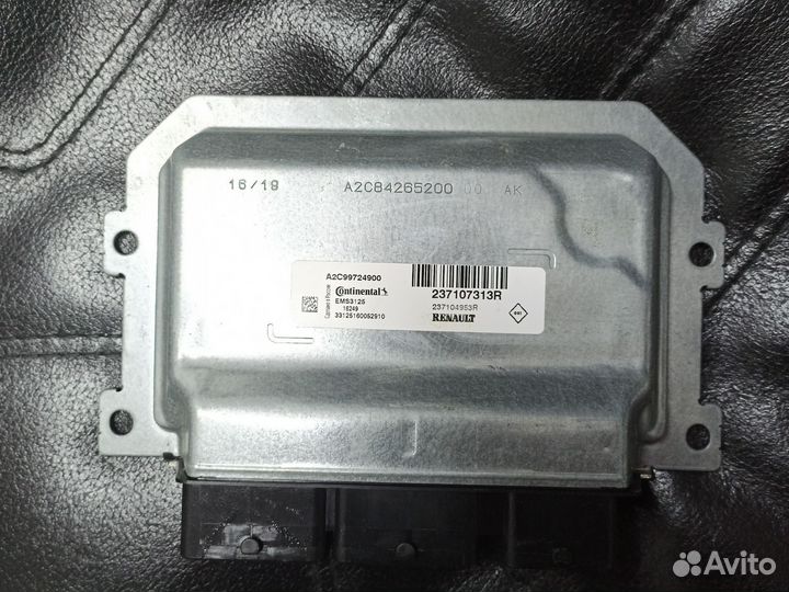 Блок управления двигателем duster 237107313R