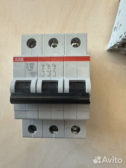 Автоматы ABB C16 3P