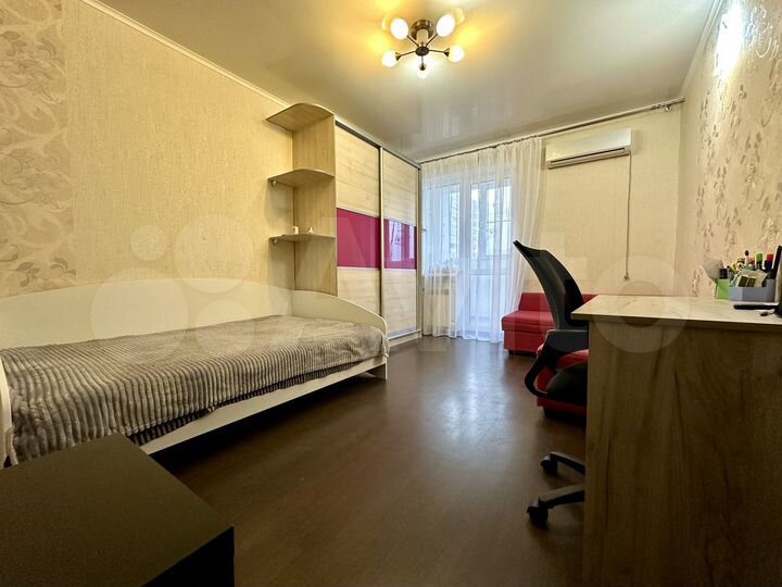 1-к. квартира, 42 м², 7/17 эт.