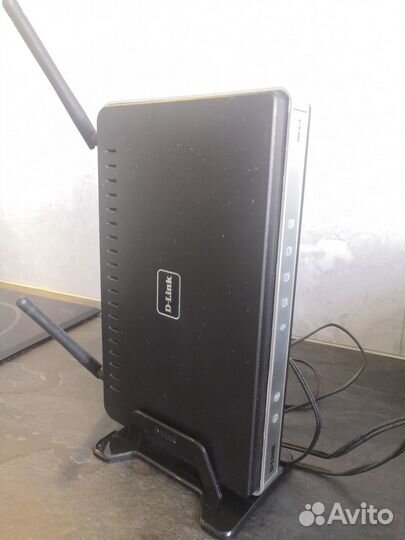 Wi-Fi роутер D-link dir 615 в рабочем состоянии
