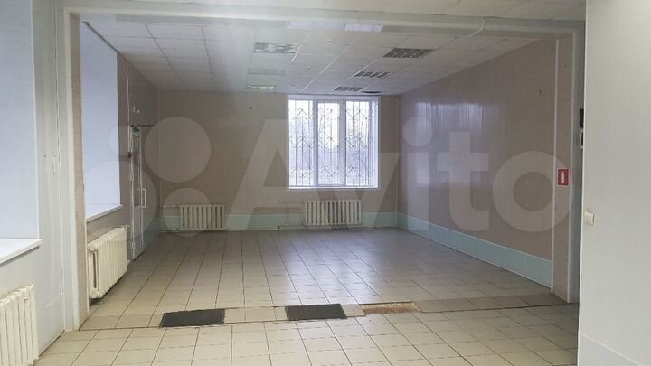 Торговая площадь, 65 м²