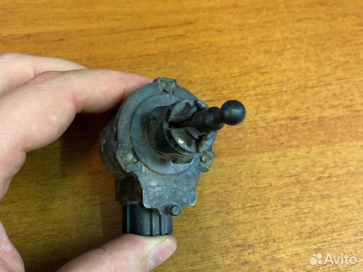 Lexus Корректор фары б/у