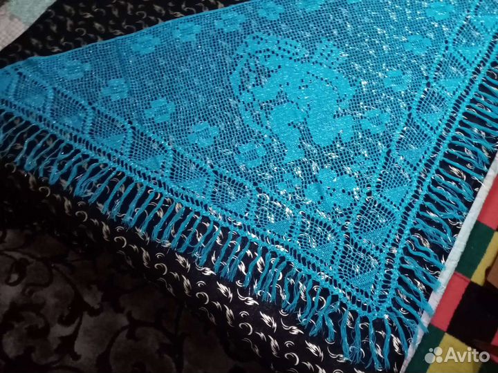 Шаль ажурная с рюликсом