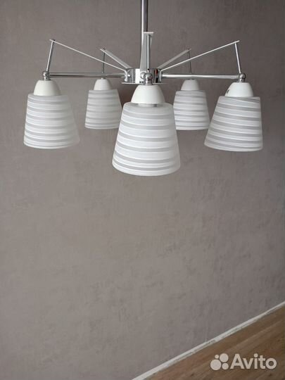 Люстра потолочная бу