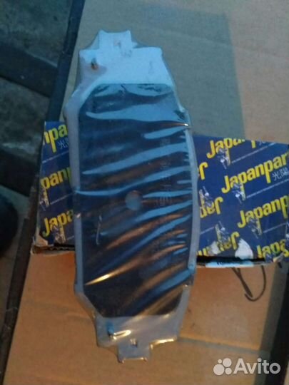 Колодки тормозные toyota auris 1.4-1.6 07/corolla