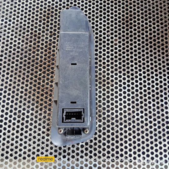 Блок управления стеклоподъемниками Mitsubishi