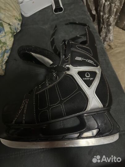 Коньки хоккейные 42 размер